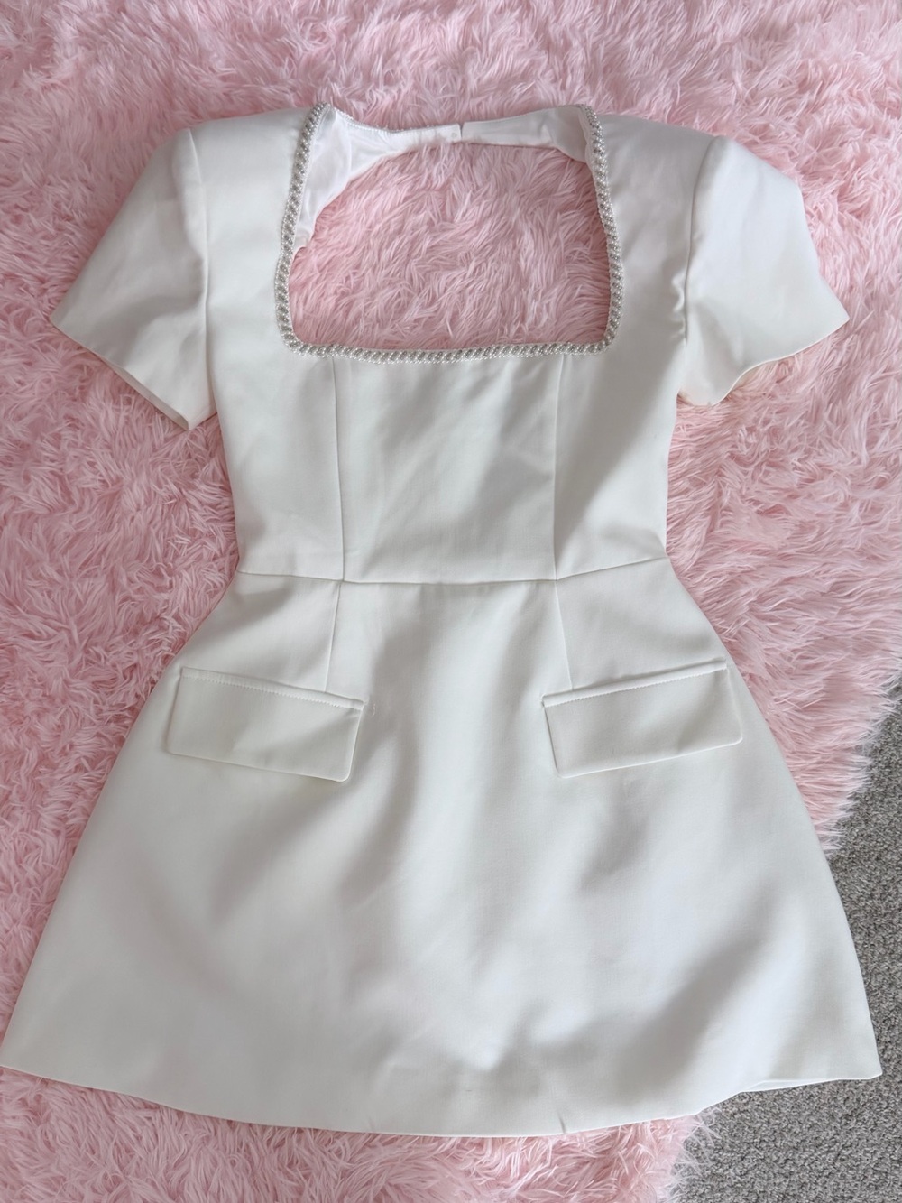 NWT Showpo NAKITA White Square Neck Pearl Trim Short Sleeve Tulip Mini Dress sz2